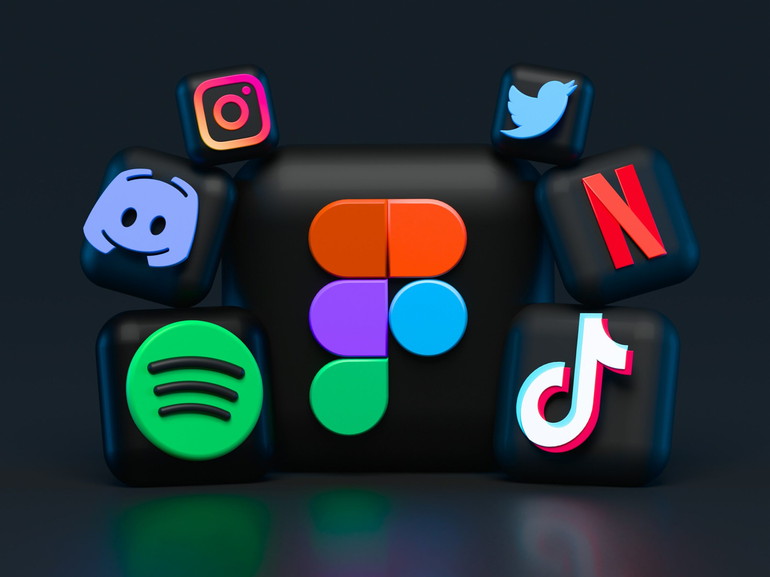 7 Easy Tips to Reduce Social Media Addiction Today